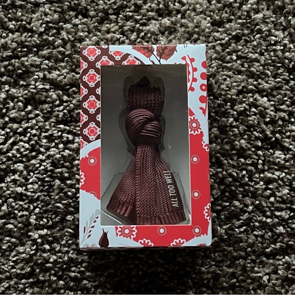 NEW Taylor Swift All Too Well Scarf Ornament - Picture 1 of 4